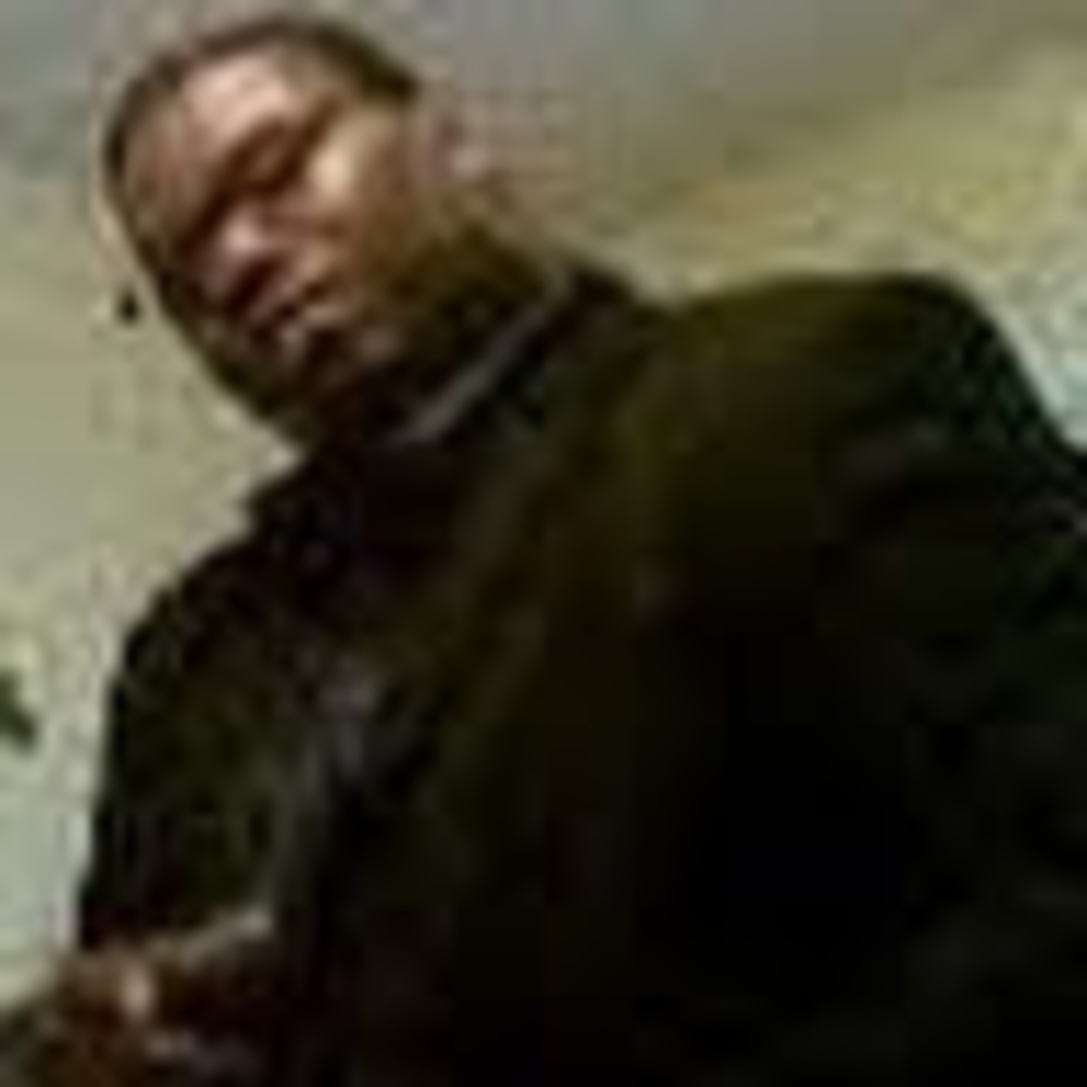 Meet your Posher, Derrick